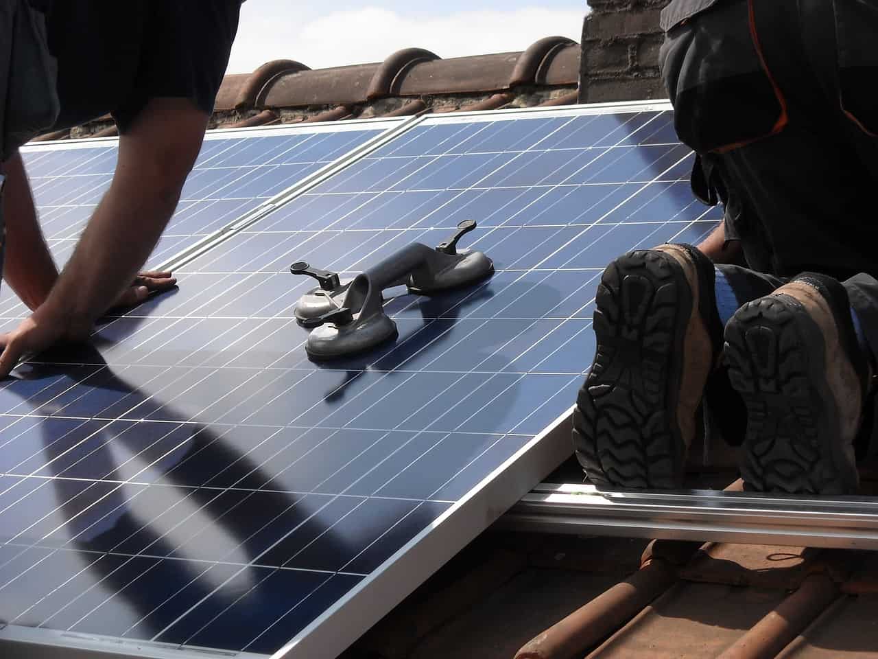 solar-panels-g886e58e60_1280 (1)