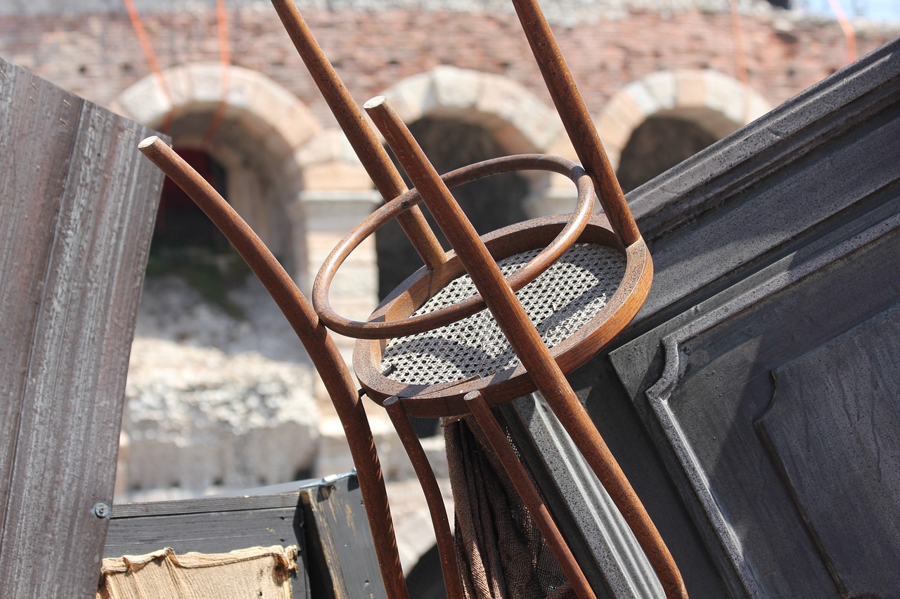 chair-g3cb5daf2c_1280