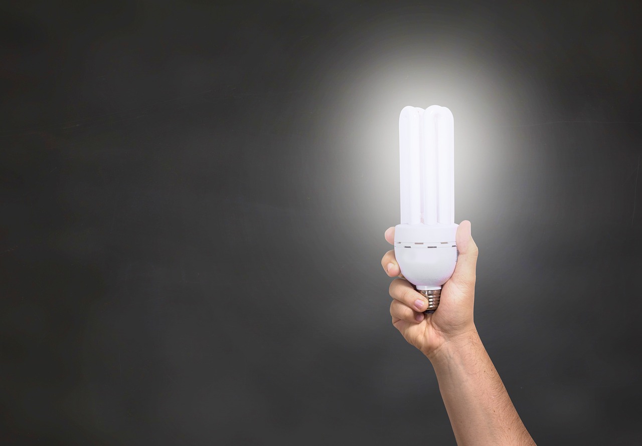 lamp-g538bacf82_1280