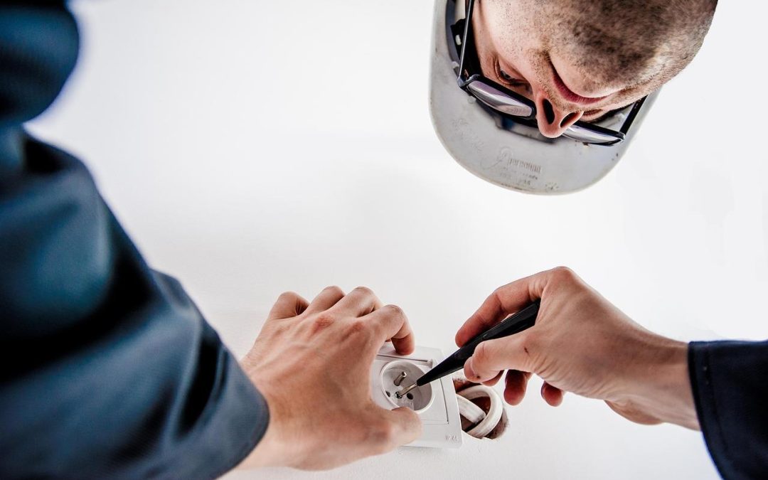 5 Essentiële Tips voor een Succesvolle Afbouw met een Elektricien
